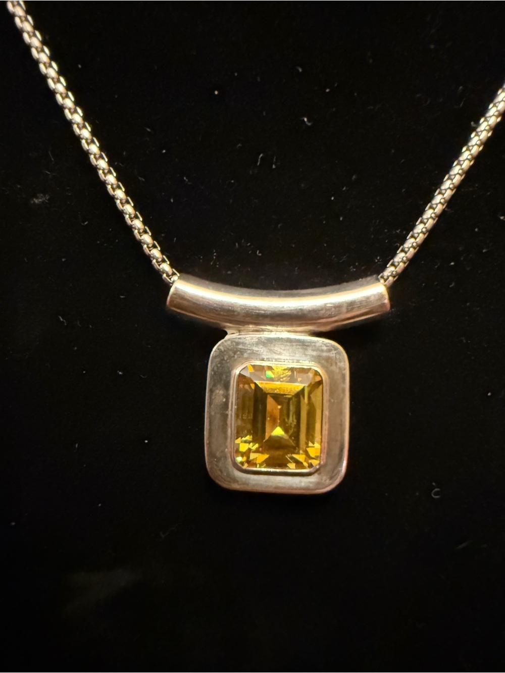 Vintage Mexican 925 Silver Pendant Necklace with Amber Gem